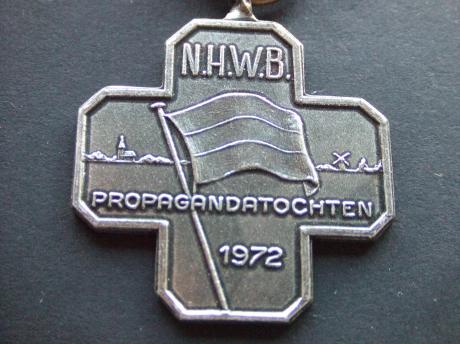 N.H.W.B.(Noord-Hollandse Wandelbond) Propagandatocht 1972 ( vlag,kerkdorp en molen op achtergrond)